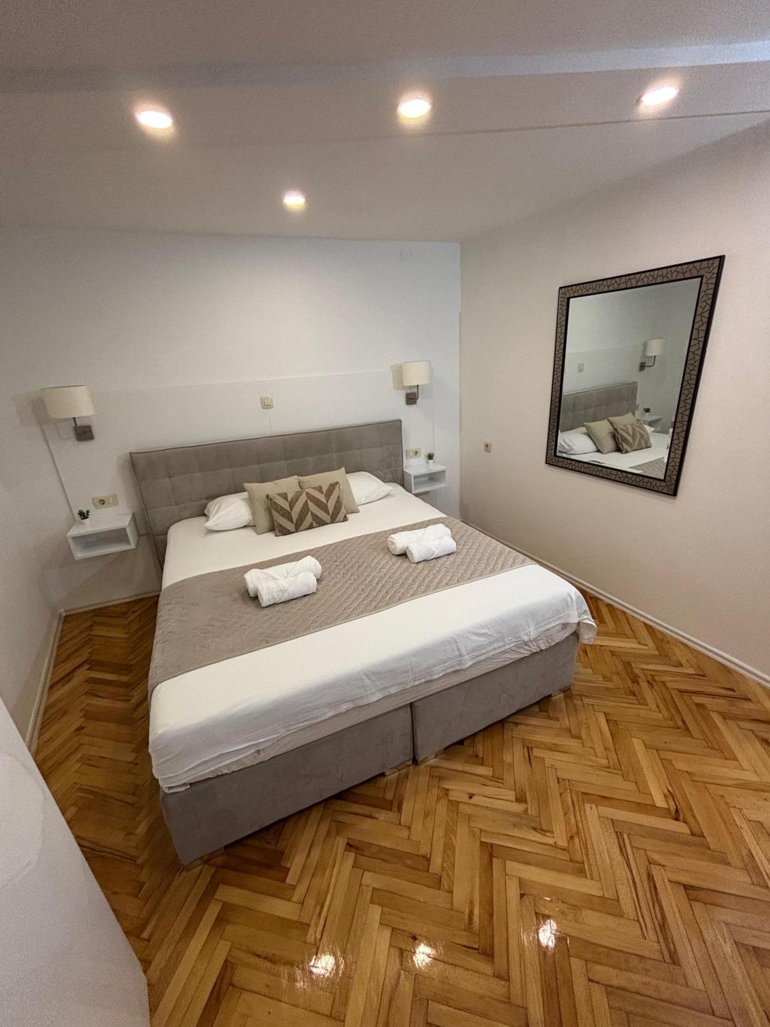 Palace Apartment Split Buitenkant foto