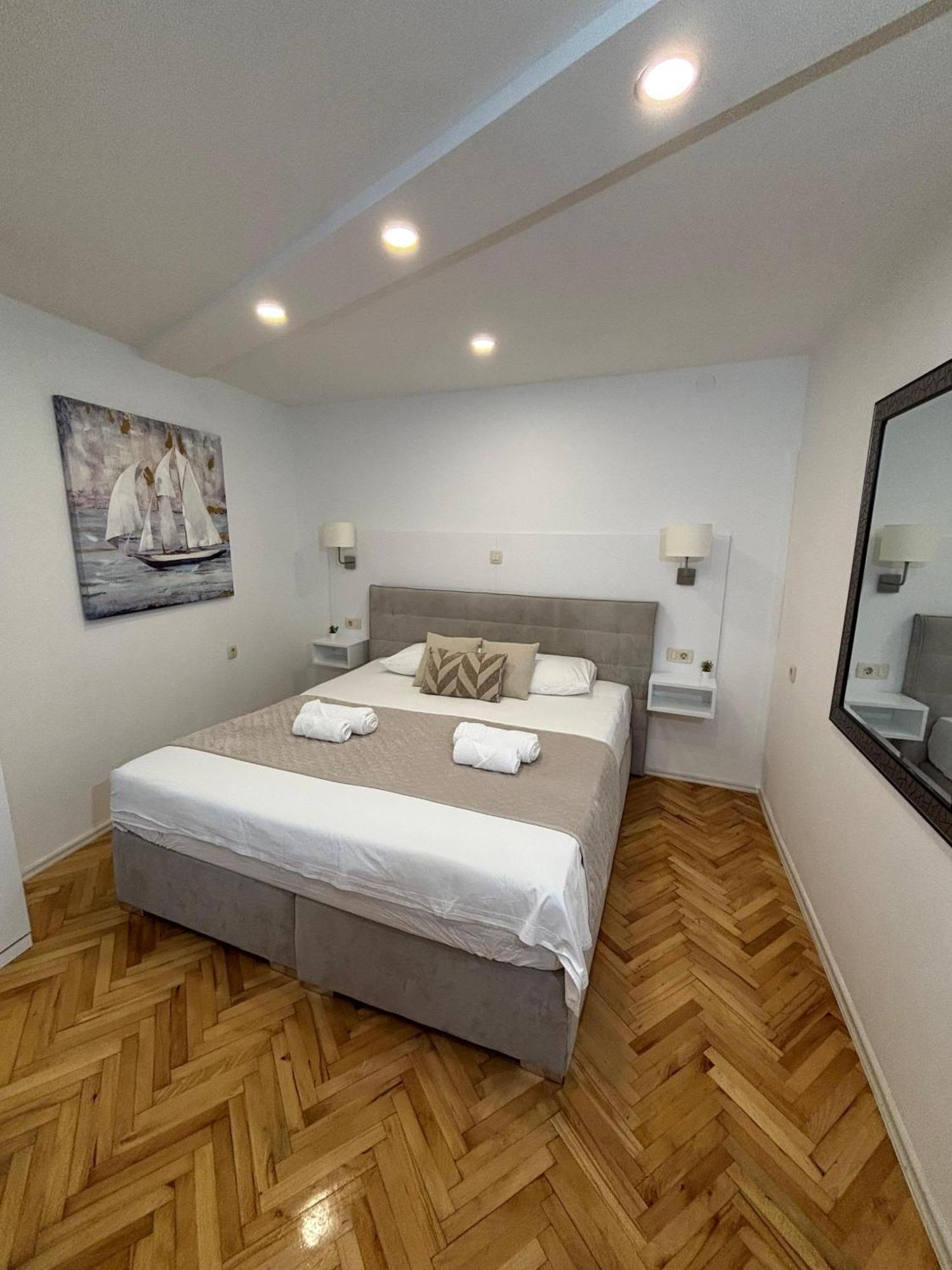 Palace Apartment Split Buitenkant foto
